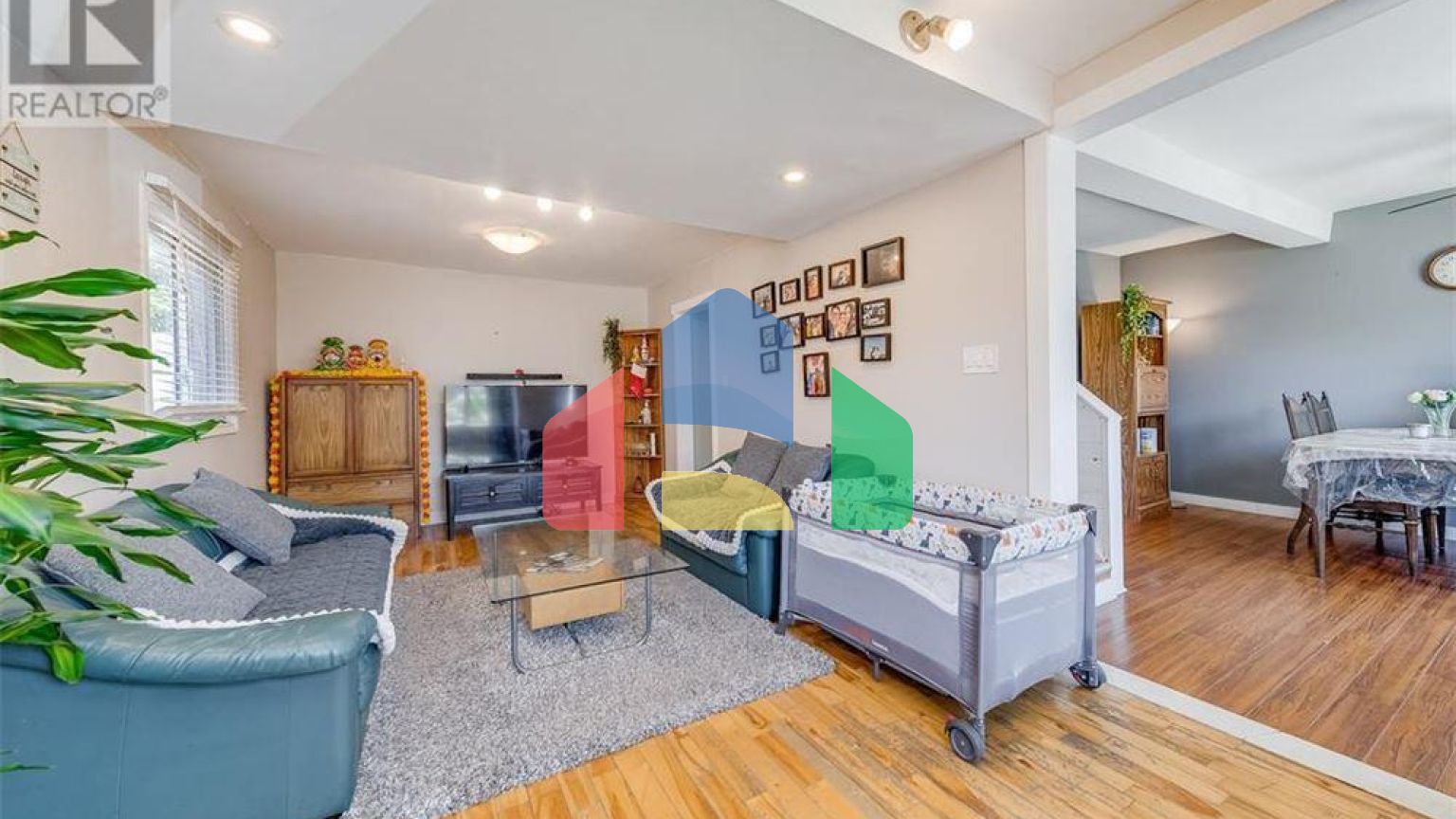 Residential - Single Family Home - Windsor, Canada - Canada