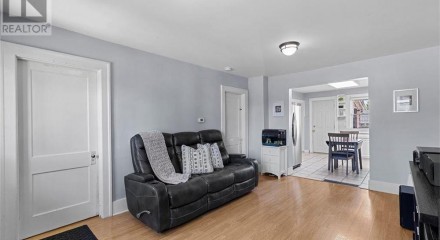 Residential - Single Family Home - Windsor, Canada - Canada