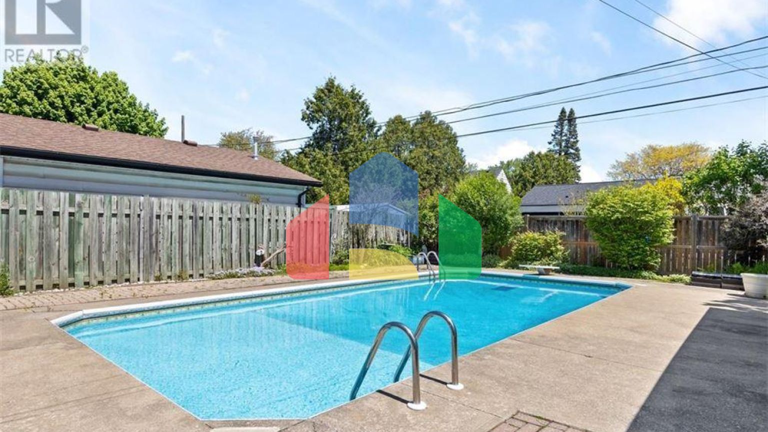 Residential - Single Family Home - Windsor, Canada - Canada