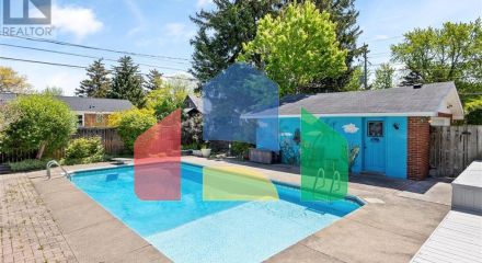 Residential - Single Family Home - Windsor, Canada - Canada