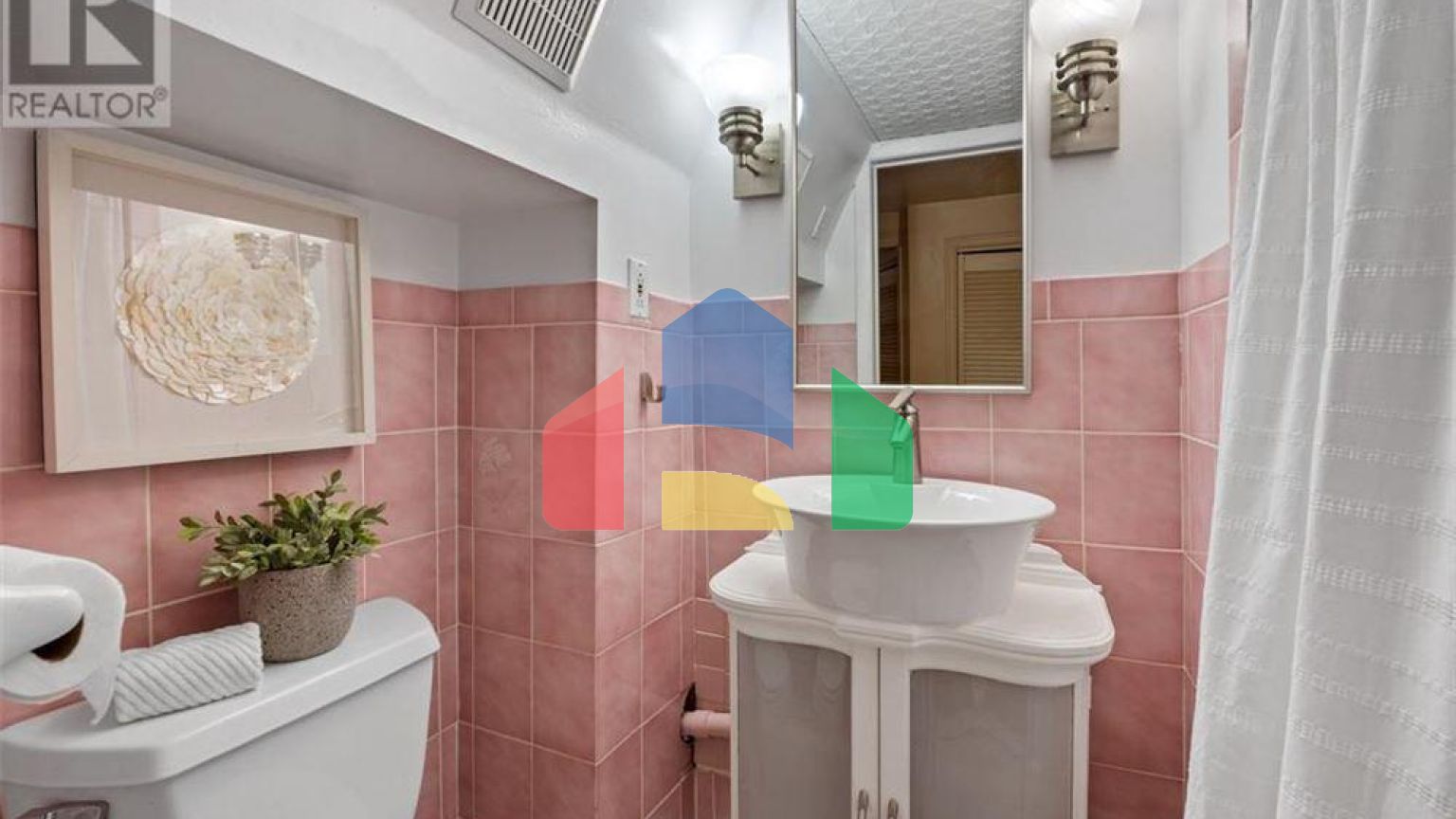 Residential - Single Family Home - Windsor, Canada - Canada