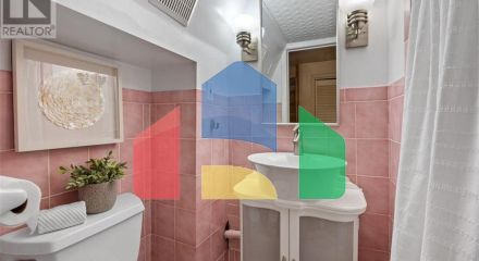 Residential - Single Family Home - Windsor, Canada - Canada