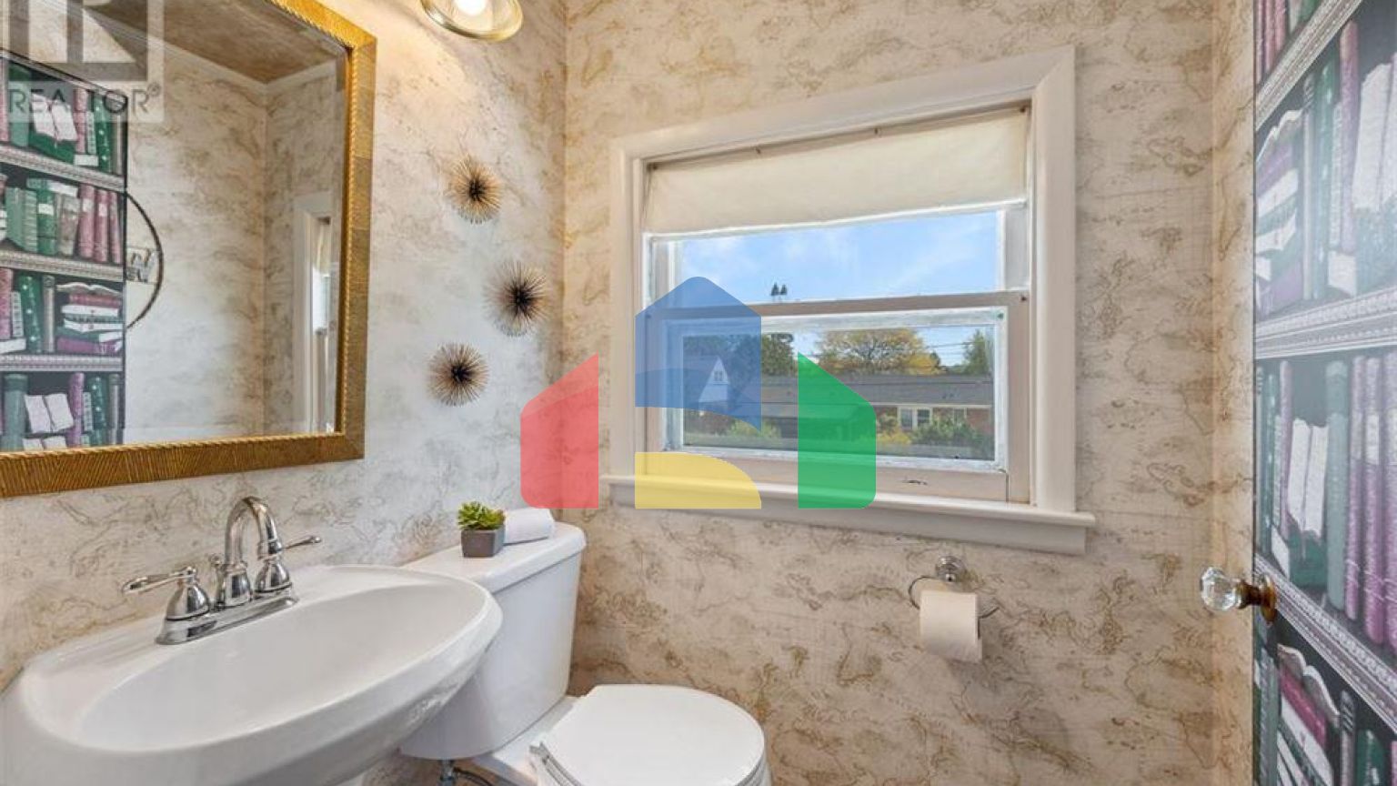 Residential - Single Family Home - Windsor, Canada - Canada