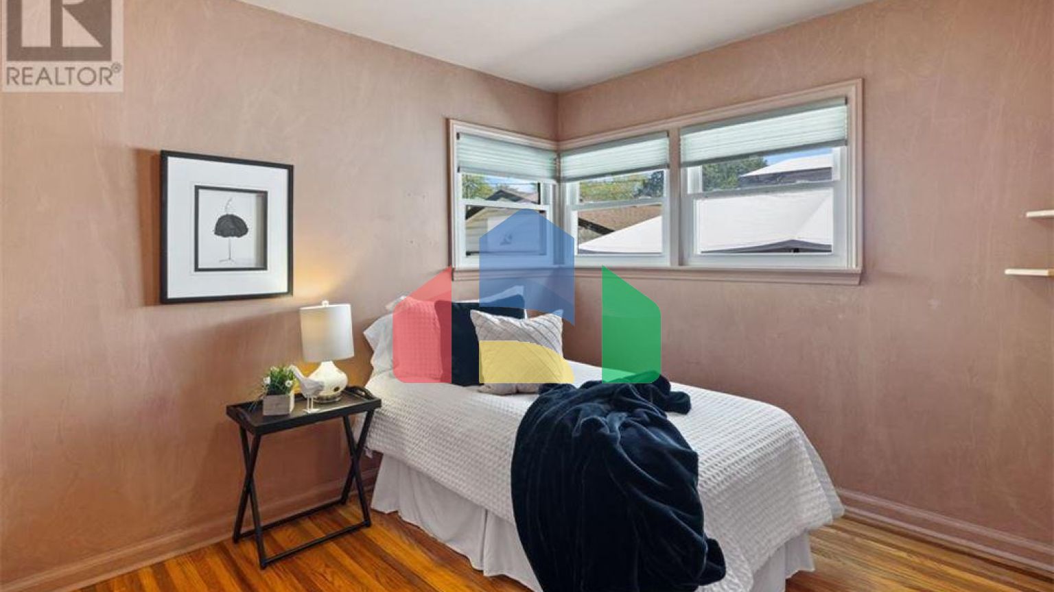 Residential - Single Family Home - Windsor, Canada - Canada