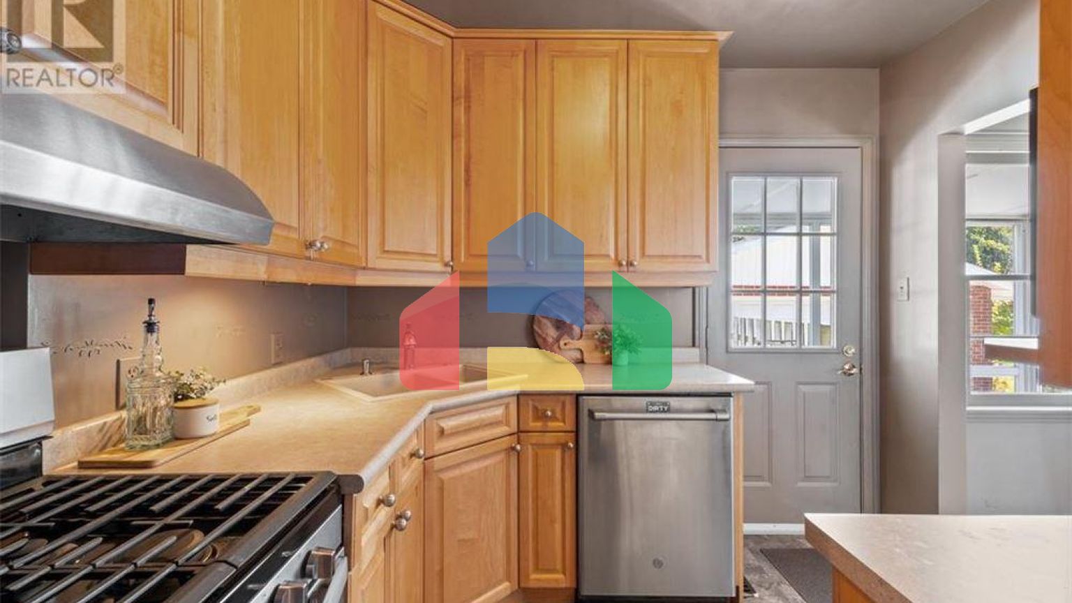 Residential - Single Family Home - Windsor, Canada - Canada