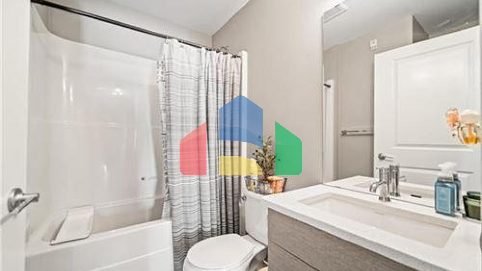 Residential - Condo/Apartment - Winnipeg, Canada - Canada