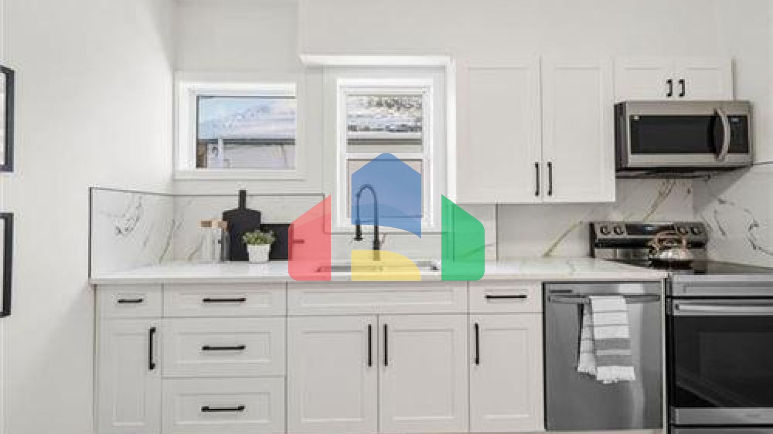 Residential - Single Family Home - Winnipeg, Canada - Canada