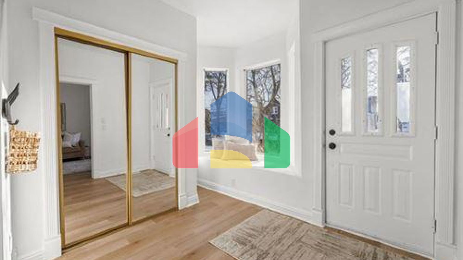 Residential - Single Family Home - Winnipeg, Canada - Canada