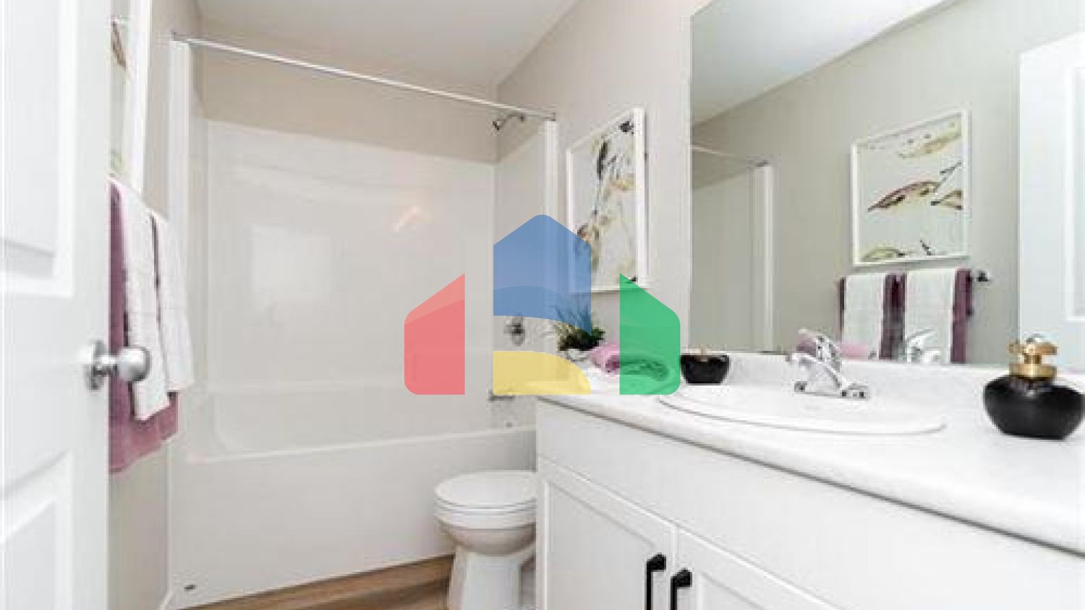 Residential - Single Family Home - Winnipeg, Canada - Canada