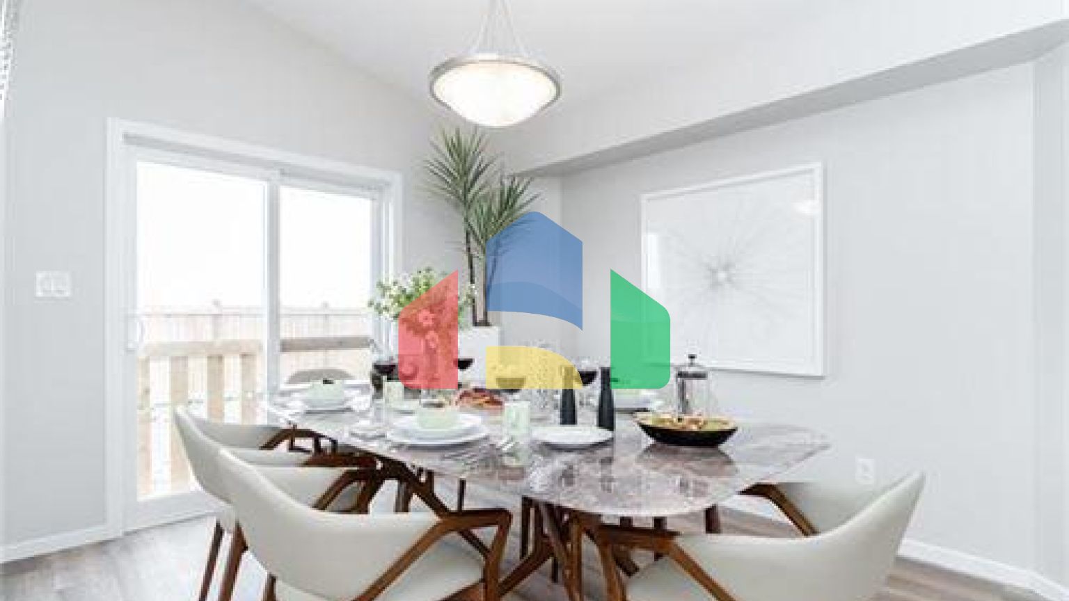 Residential - Single Family Home - Winnipeg, Canada - Canada