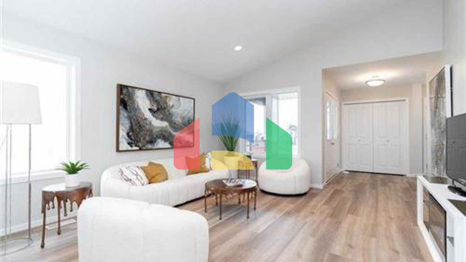 Residential - Single Family Home - Winnipeg, Canada - Canada