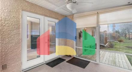 Residential - Single Family Home - Winnipeg, Canada - Canada