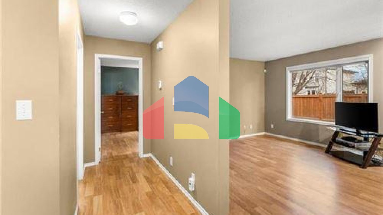 Residential - Single Family Home - Winnipeg, Canada - Canada