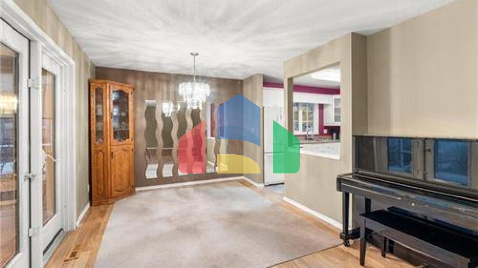 Residential - Single Family Home - Winnipeg, Canada - Canada