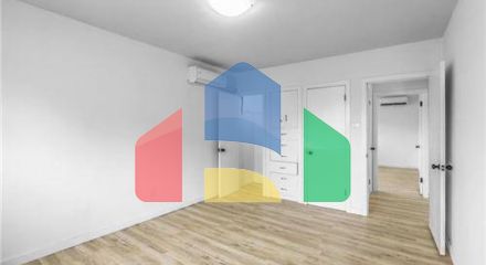 Residential - Single Family Home - Winnipeg, Canada - Canada