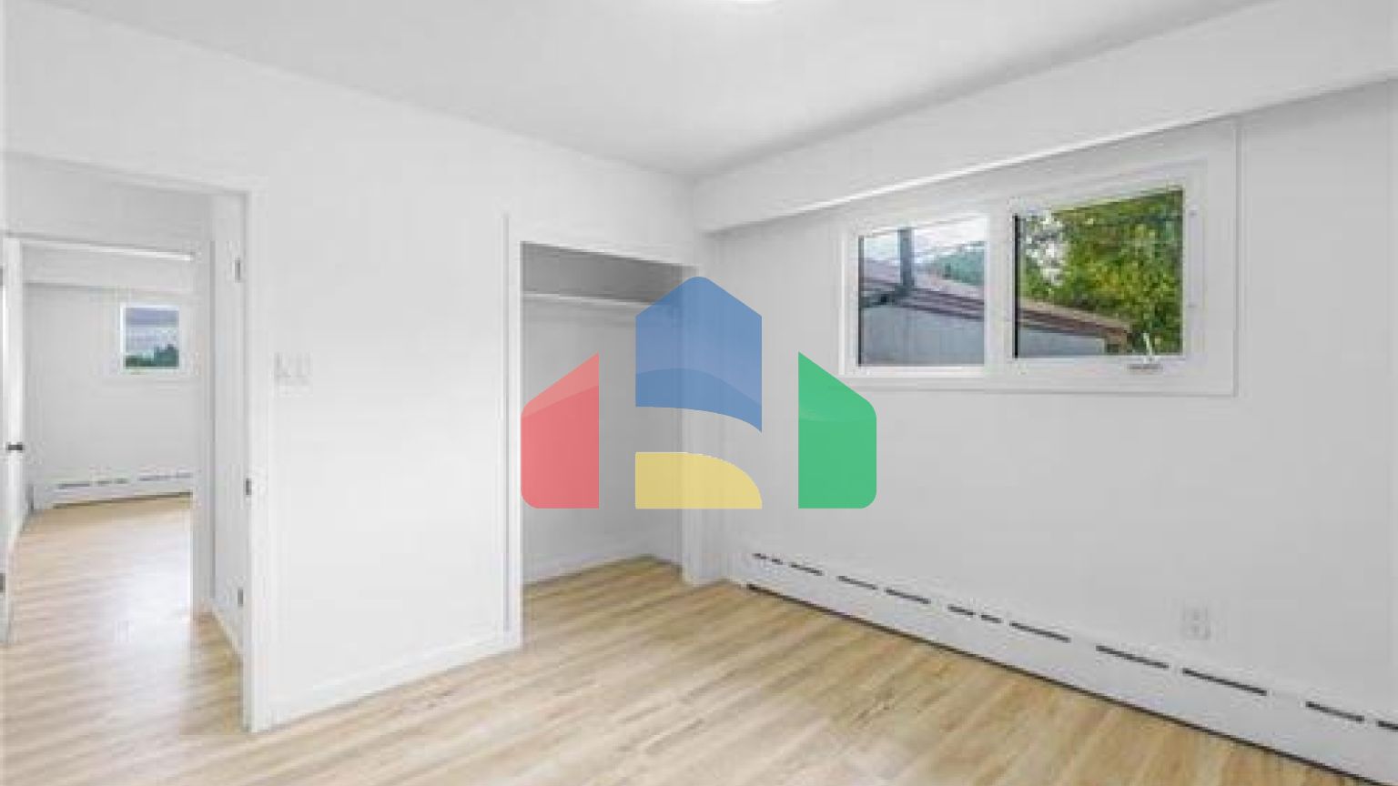 Residential - Single Family Home - Winnipeg, Canada - Canada