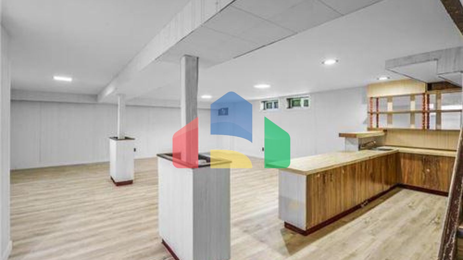 Residential - Single Family Home - Winnipeg, Canada - Canada