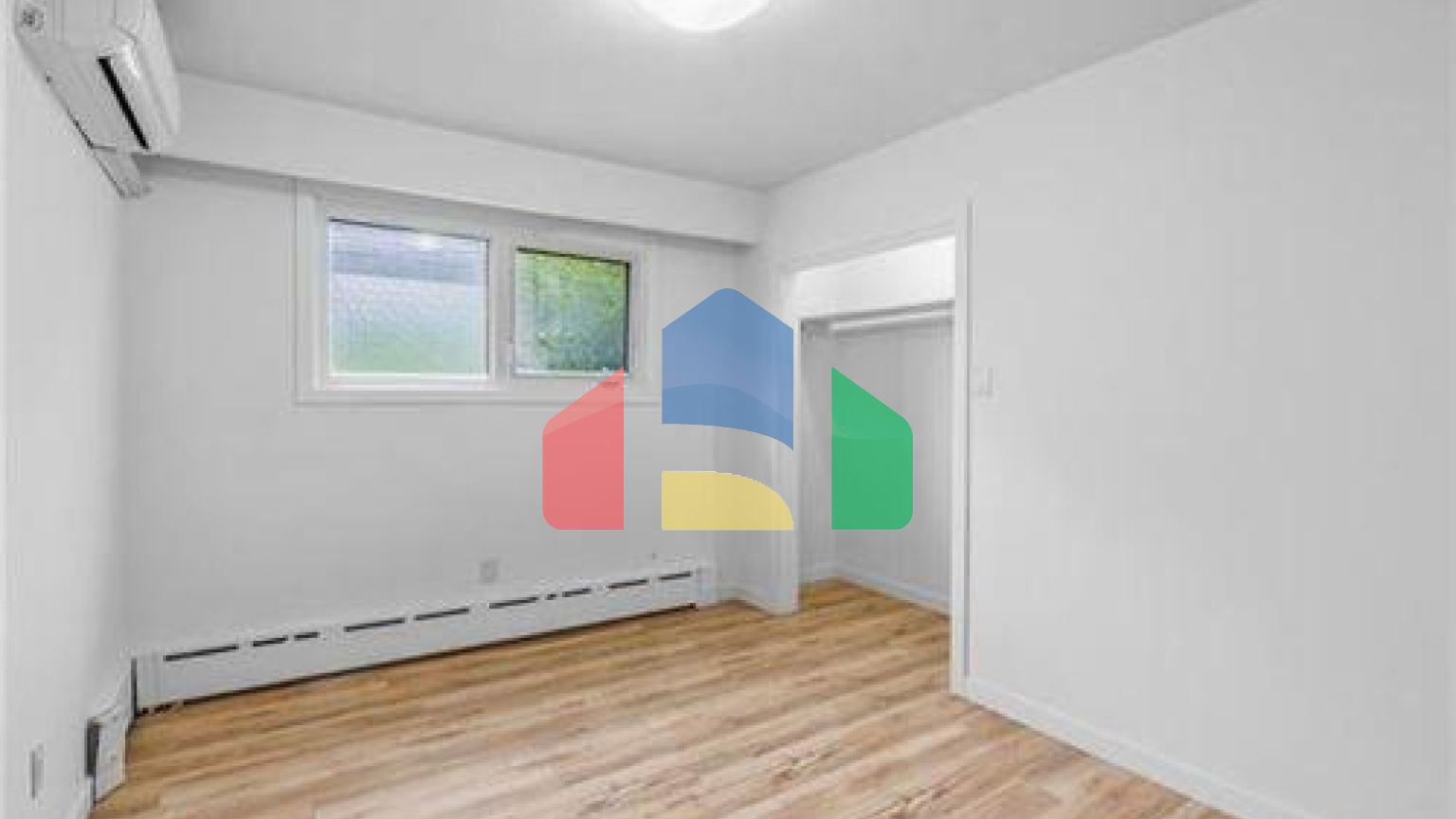 Residential - Single Family Home - Winnipeg, Canada - Canada