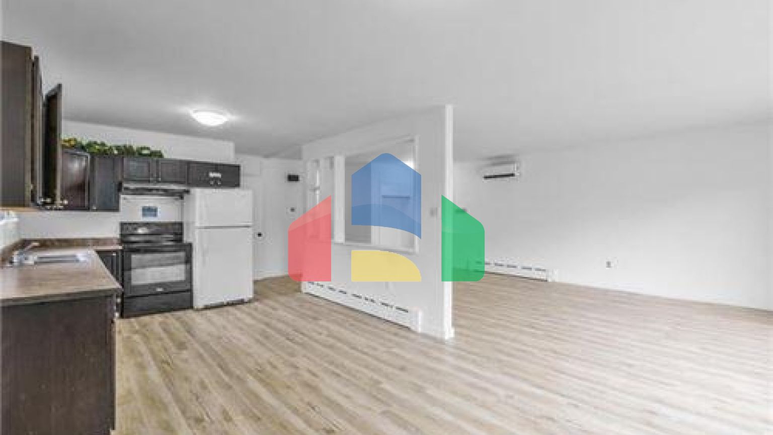 Residential - Single Family Home - Winnipeg, Canada - Canada