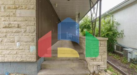 Residential - Single Family Home - Winnipeg, Canada - Canada