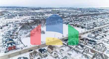 Residential - Single Family Home - Winnipeg, Canada - Canada