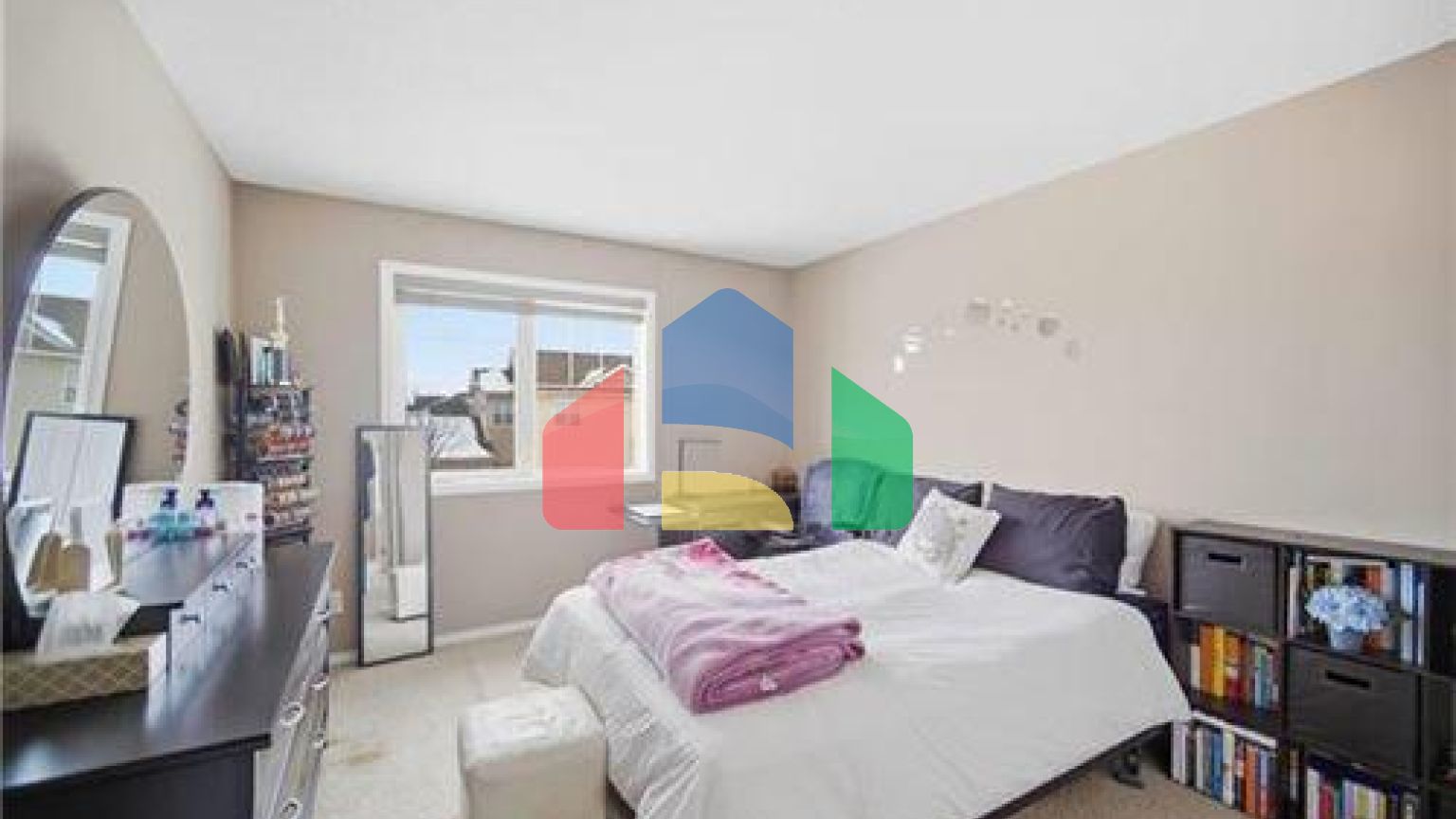 Residential - Single Family Home - Winnipeg, Canada - Canada