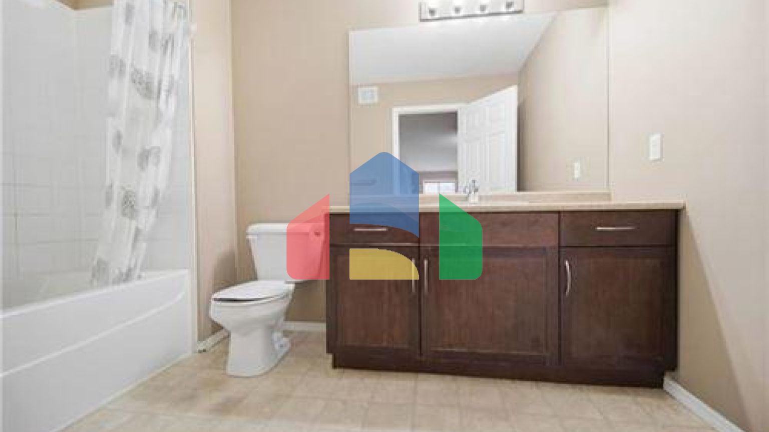 Residential - Single Family Home - Winnipeg, Canada - Canada