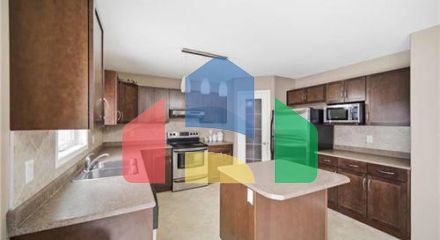 Residential - Single Family Home - Winnipeg, Canada - Canada