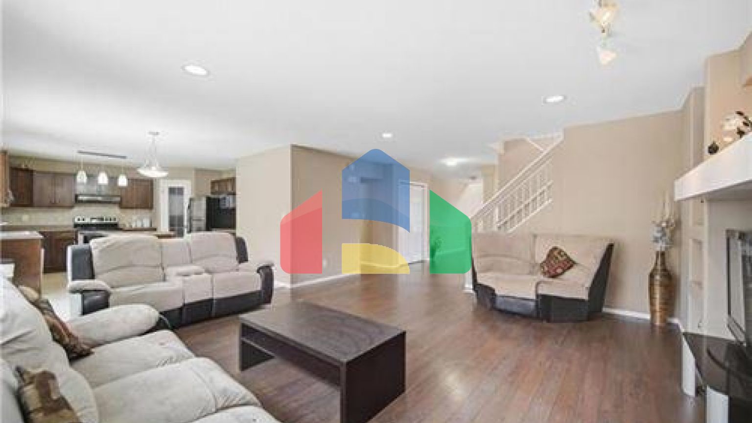 Residential - Single Family Home - Winnipeg, Canada - Canada