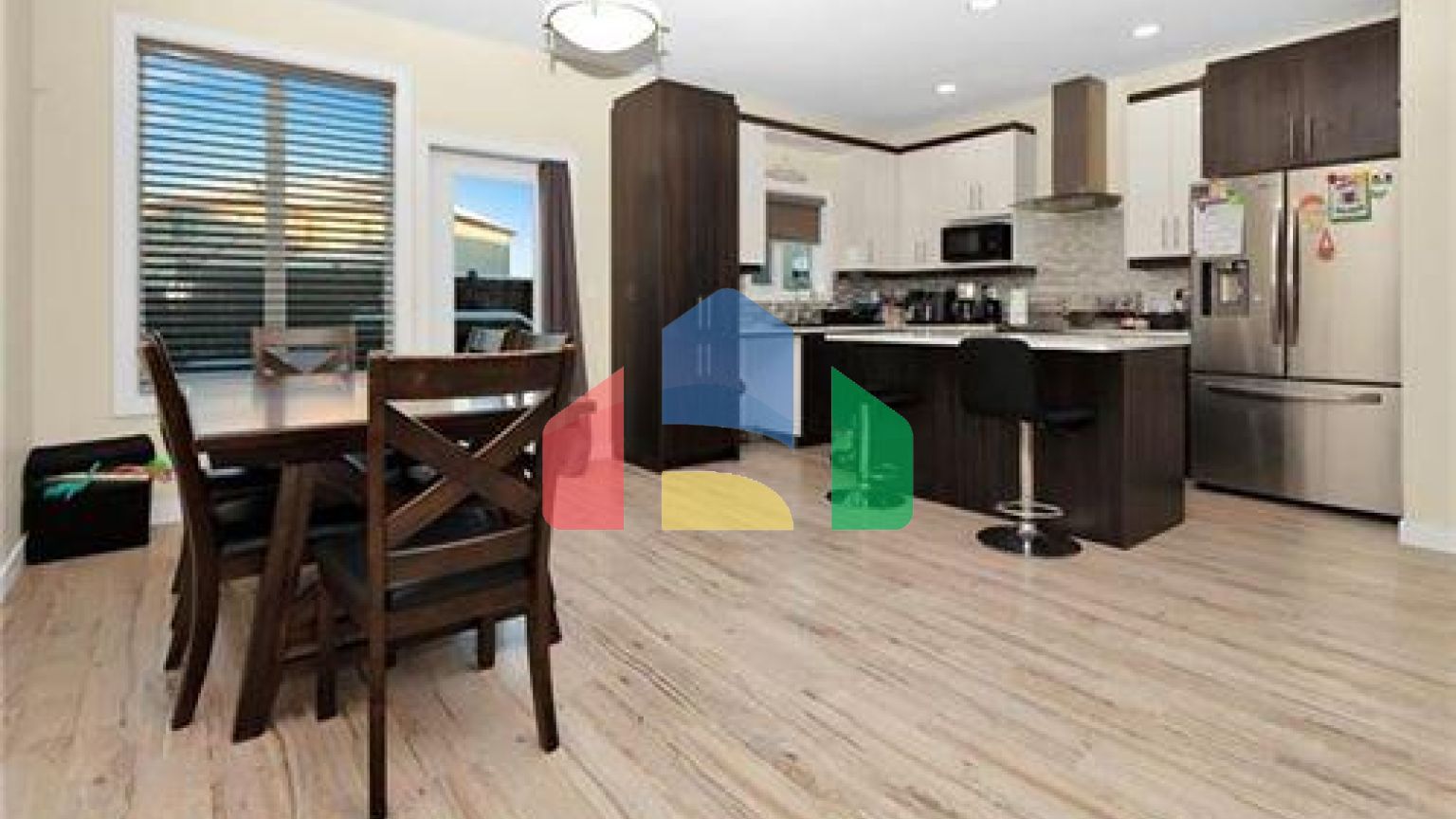 Residential - Single Family Home - Winnipeg, Canada - Canada