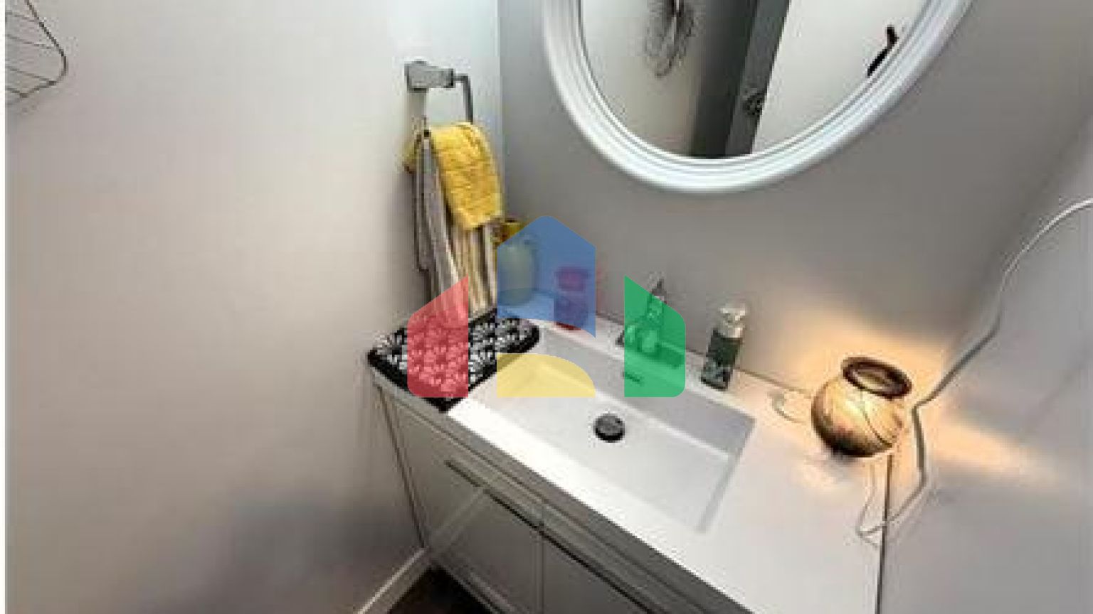 Residential - Single Family Home - Winnipeg, Canada - Canada