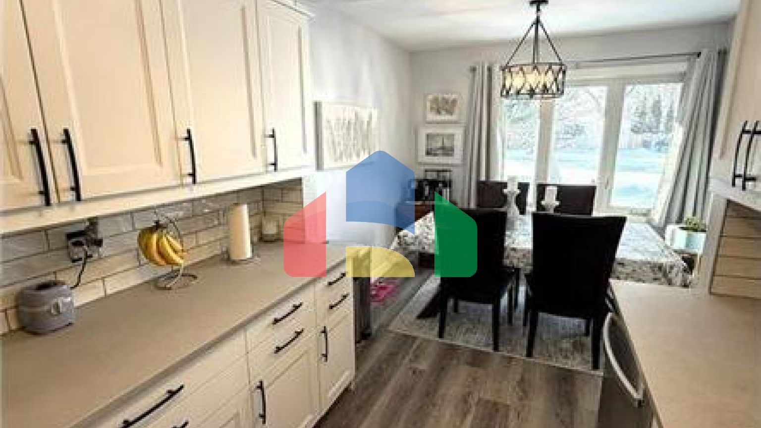 Residential - Single Family Home - Winnipeg, Canada - Canada