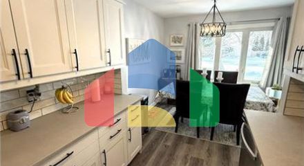 Residential - Single Family Home - Winnipeg, Canada - Canada