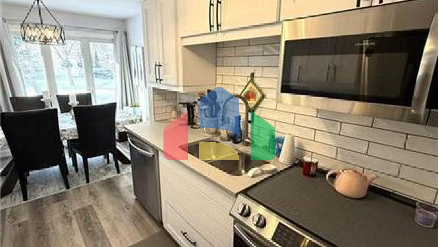 Residential - Single Family Home - Winnipeg, Canada - Canada