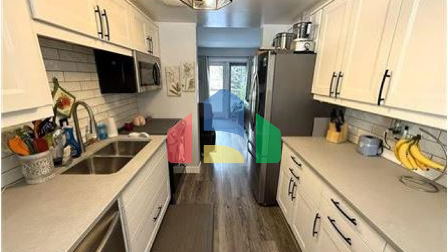 Residential - Single Family Home - Winnipeg, Canada - Canada