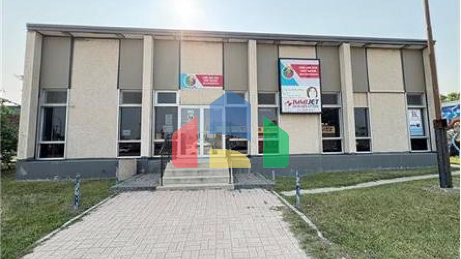 Commercial - Commercial/Retail - Winnipeg, Canada - Canada