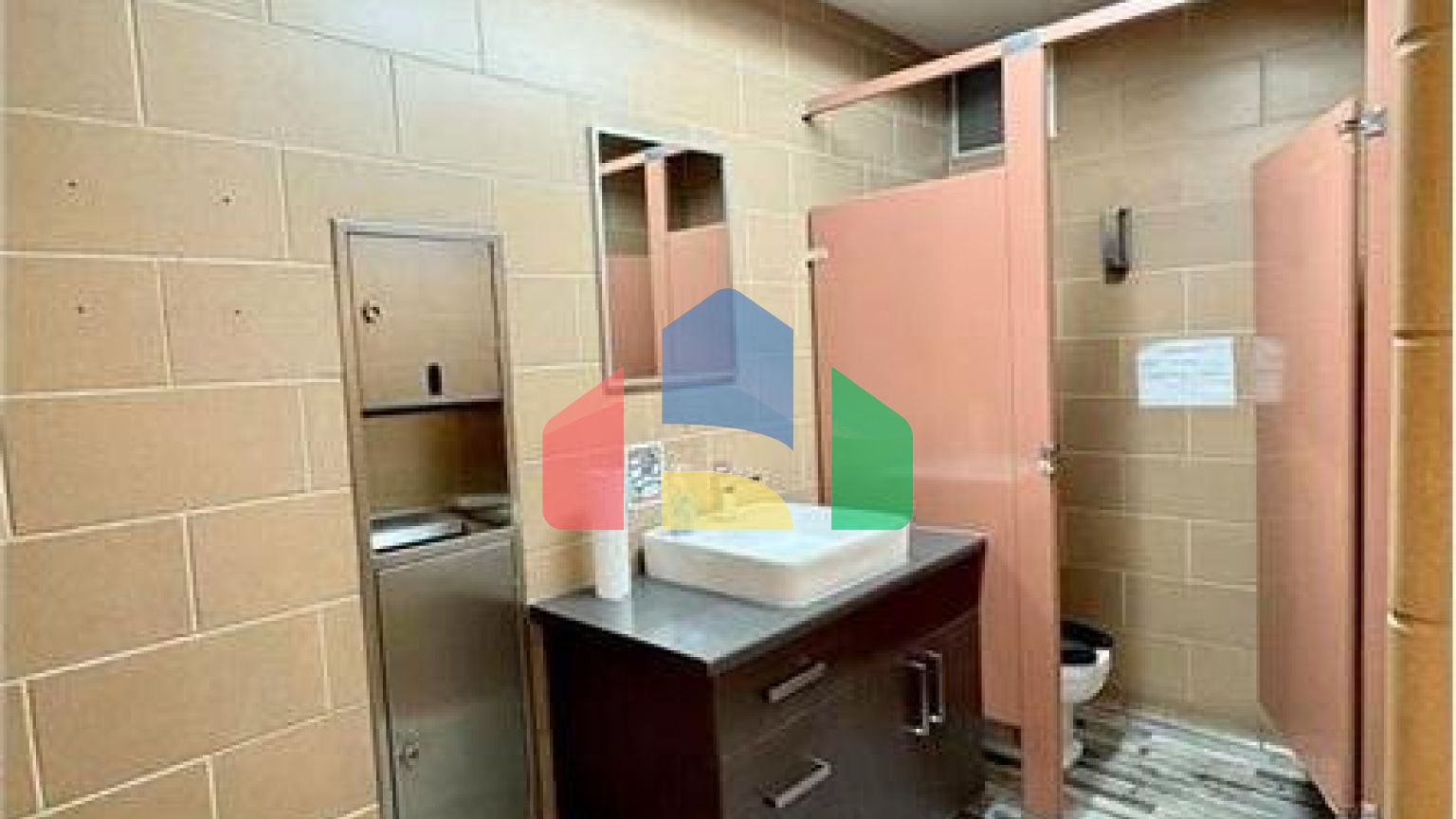 Commercial - Commercial/Retail - Winnipeg, Canada - Canada