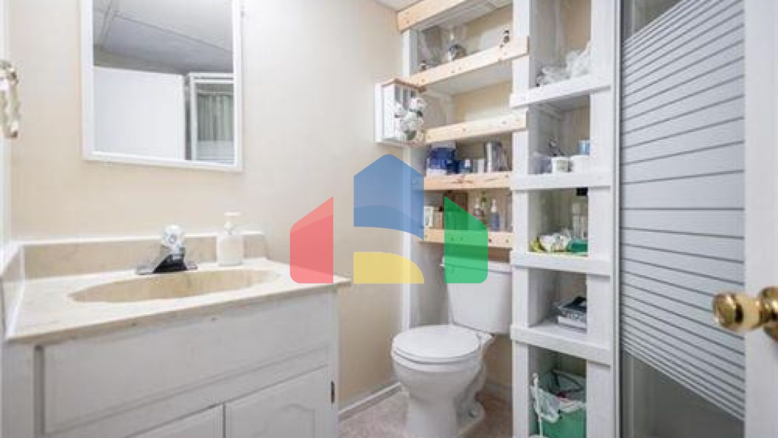 Residential - Single Family Home - Winnipeg, Canada - Canada