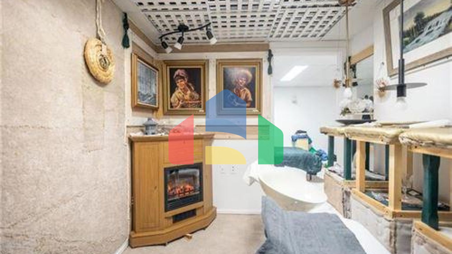 Residential - Single Family Home - Winnipeg, Canada - Canada