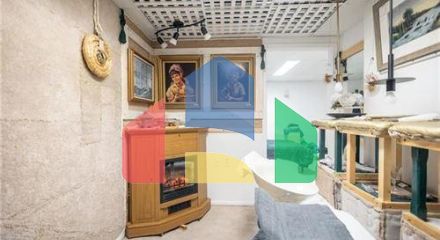 Residential - Single Family Home - Winnipeg, Canada - Canada