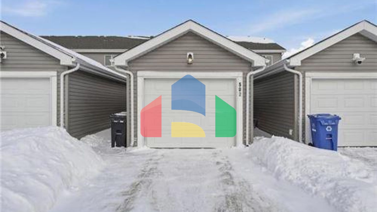 Residential - Townhouse - Winnipeg, Canada - Canada