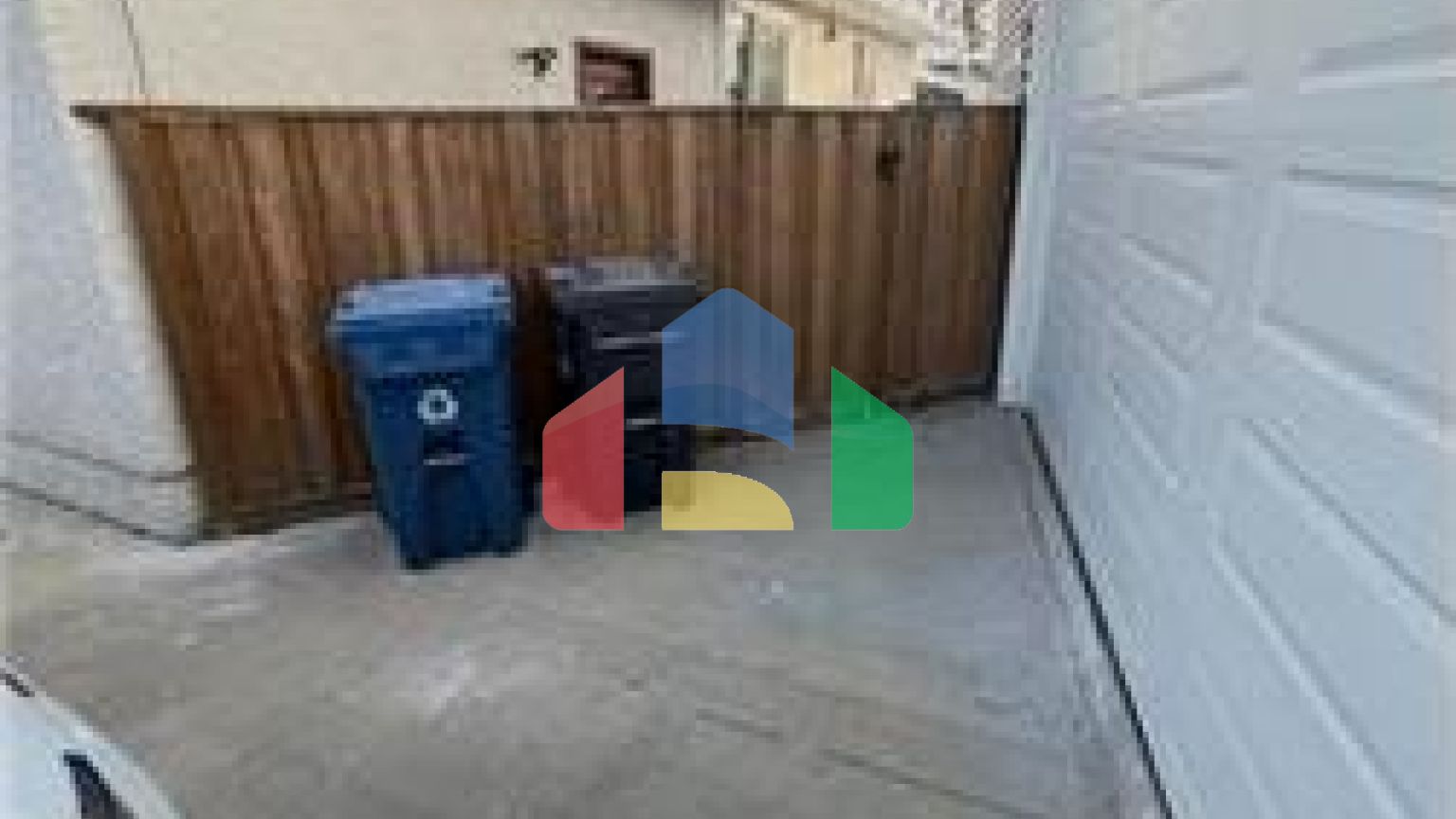 Residential - Single Family Home - Winnipeg, Canada - Canada