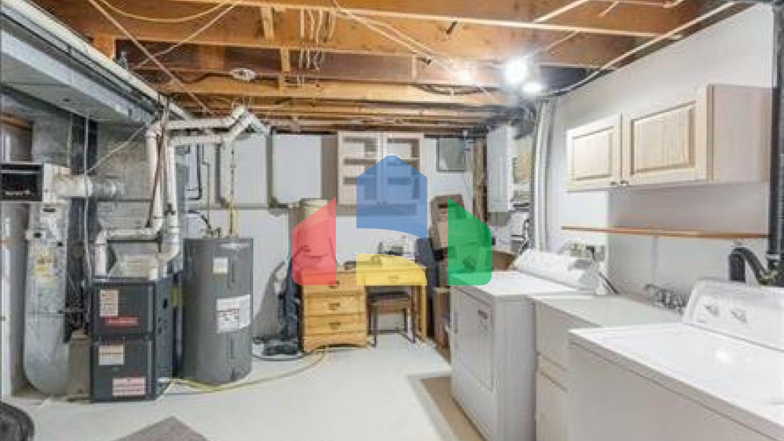 Residential - Single Family Home - Winnipeg, Canada - Canada