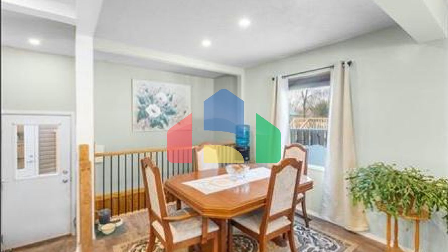 Residential - Single Family Home - Winnipeg, Canada - Canada