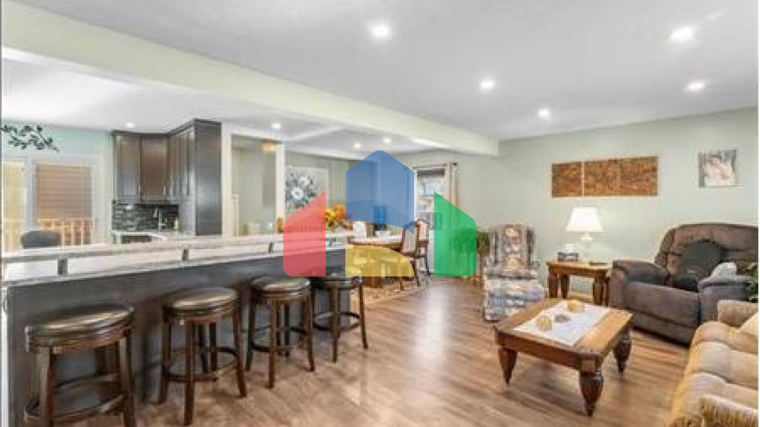 Residential - Single Family Home - Winnipeg, Canada - Canada