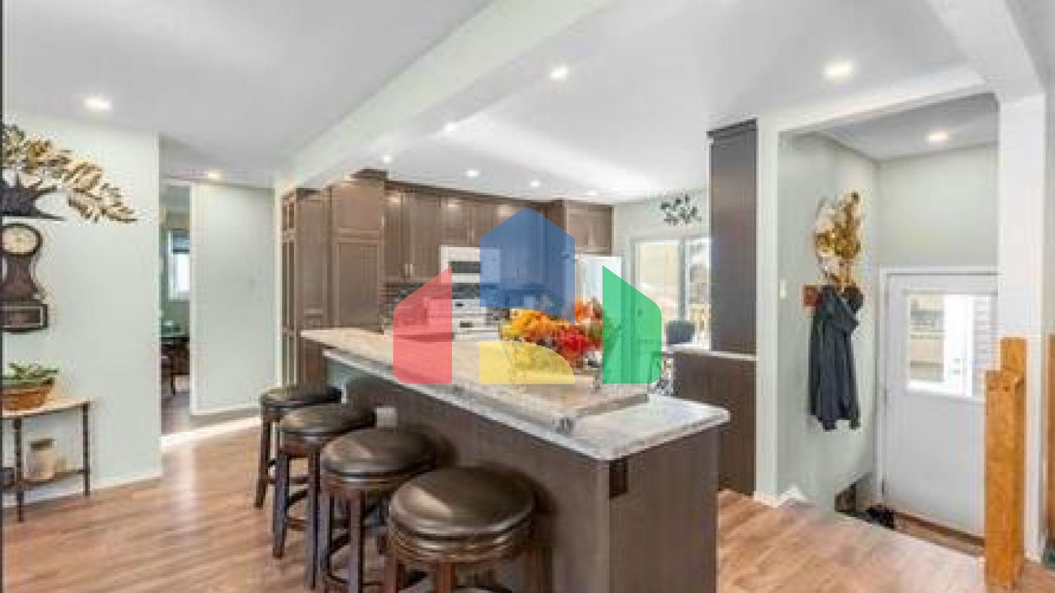 Residential - Single Family Home - Winnipeg, Canada - Canada