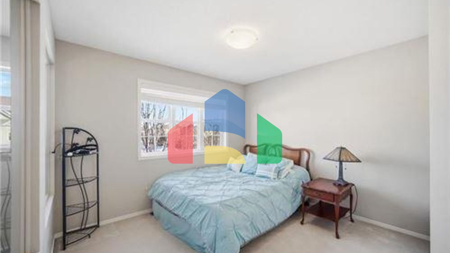 Residential - Single Family Home - Winnipeg, Canada - Canada