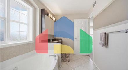 Residential - Single Family Home - Winnipeg, Canada - Canada