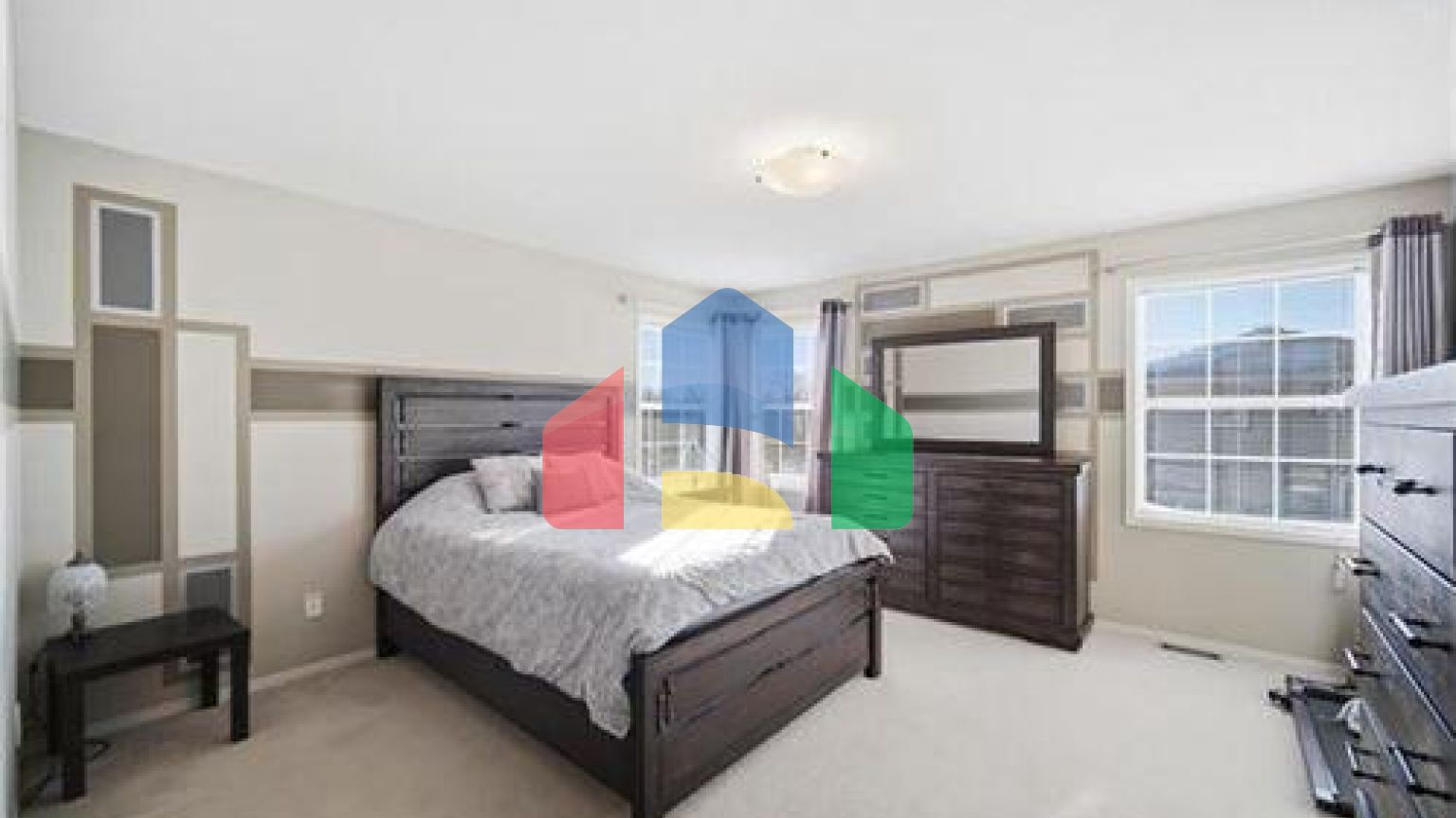 Residential - Single Family Home - Winnipeg, Canada - Canada