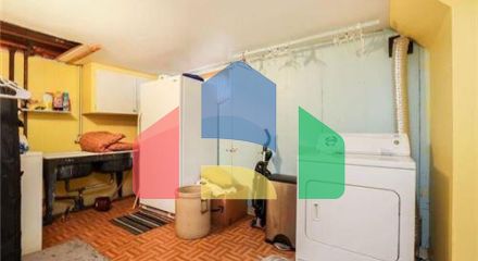 Residential - Single Family Home - Winnipeg, Canada - Canada